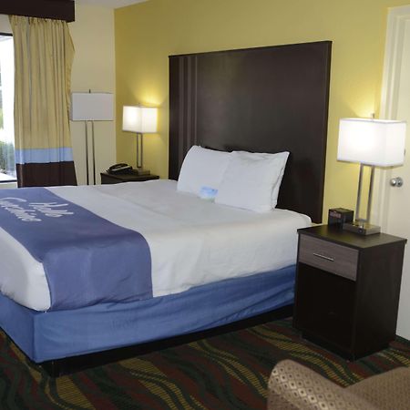 Days Inn By Wyndham Kodak/Sevierville Intrstate Smokeymntns Zewnętrze zdjęcie