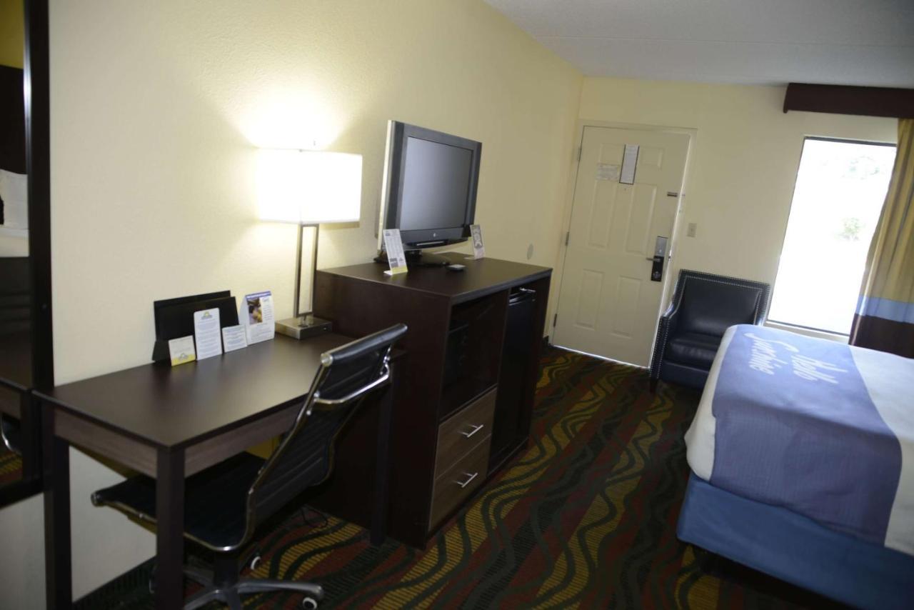 Days Inn By Wyndham Kodak/Sevierville Intrstate Smokeymntns Zewnętrze zdjęcie