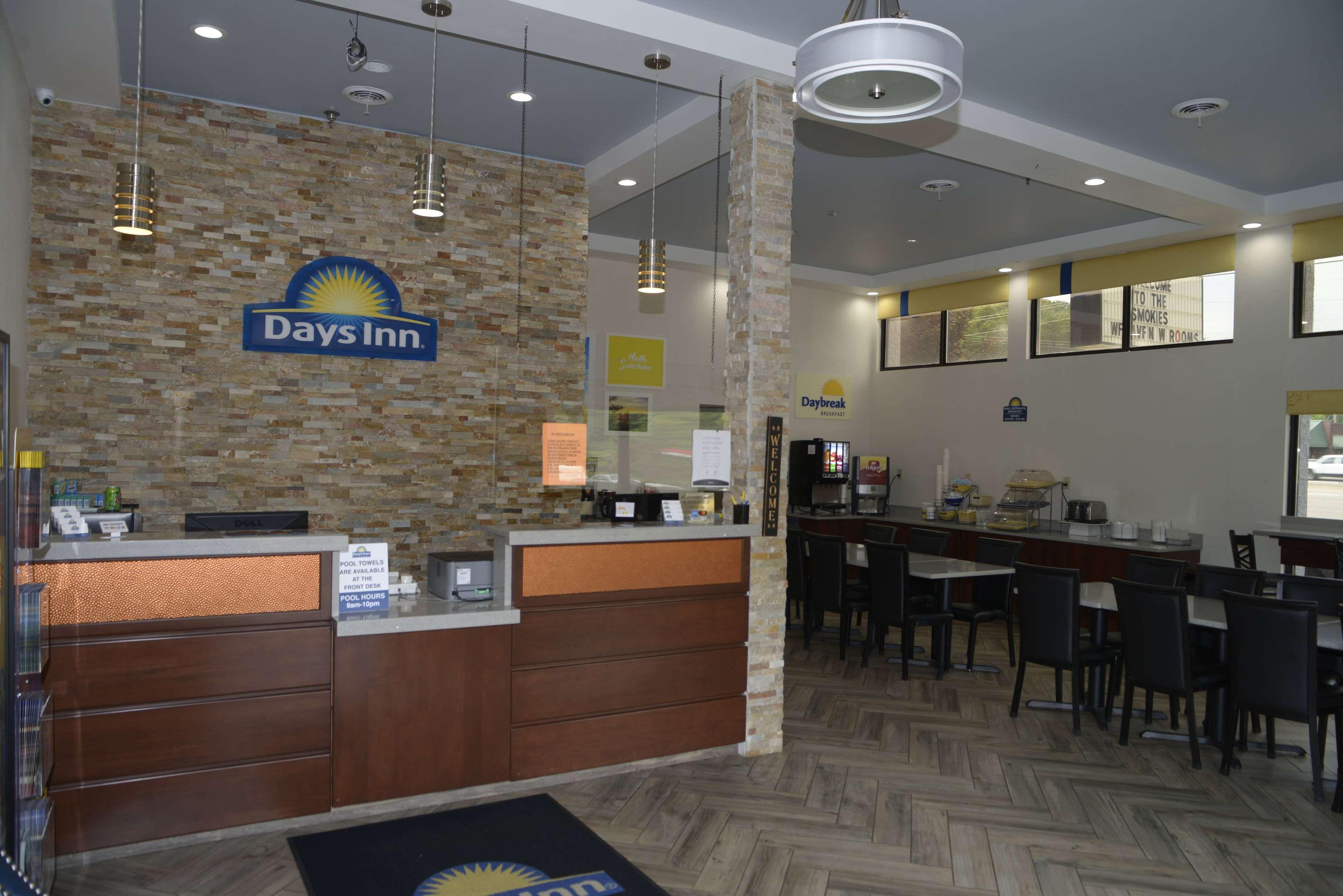 Days Inn By Wyndham Kodak/Sevierville Intrstate Smokeymntns Zewnętrze zdjęcie